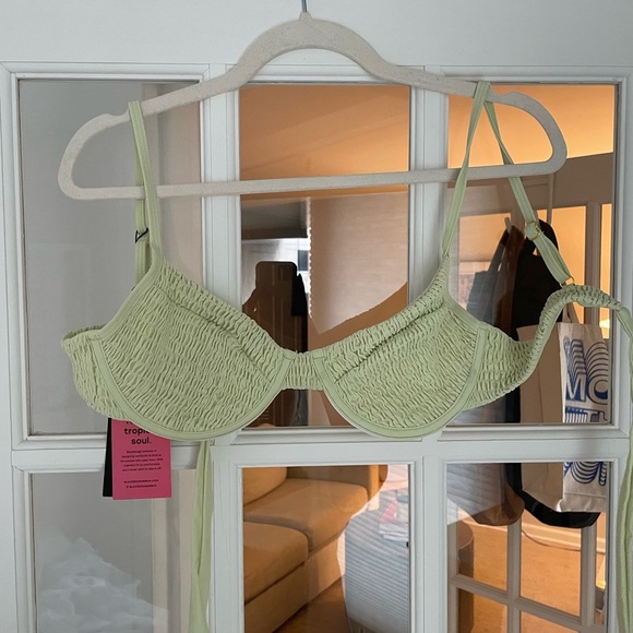 Light green bikini top SZ M - Picture 2 of 5